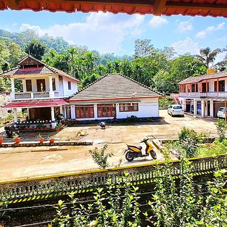 Coorg Divine Spark Home Stay Suntikoppa المظهر الخارجي الصورة