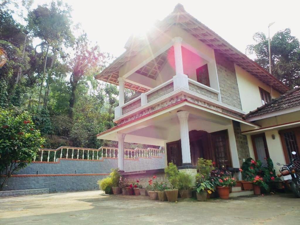 Coorg Divine Spark Home Stay Suntikoppa المظهر الخارجي الصورة